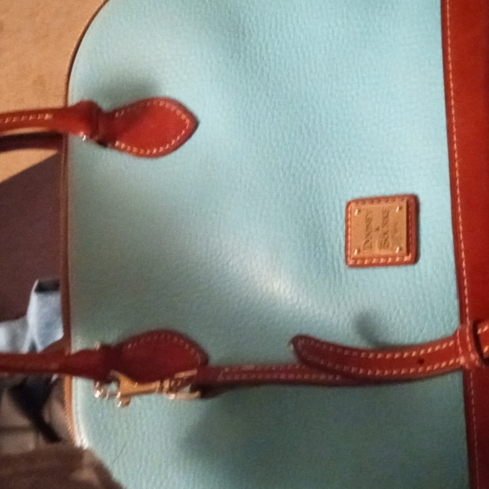 Dooney & bourke